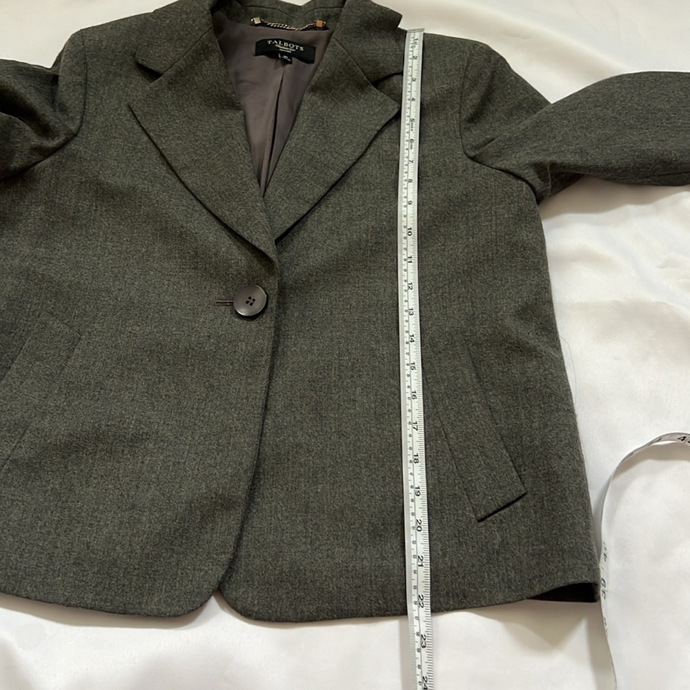TALBOTS BLAZER size 8p - Picture 7 of 8
